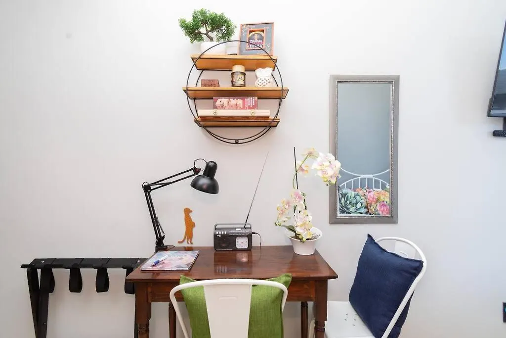 Colourful Studio Apartment Cape Town